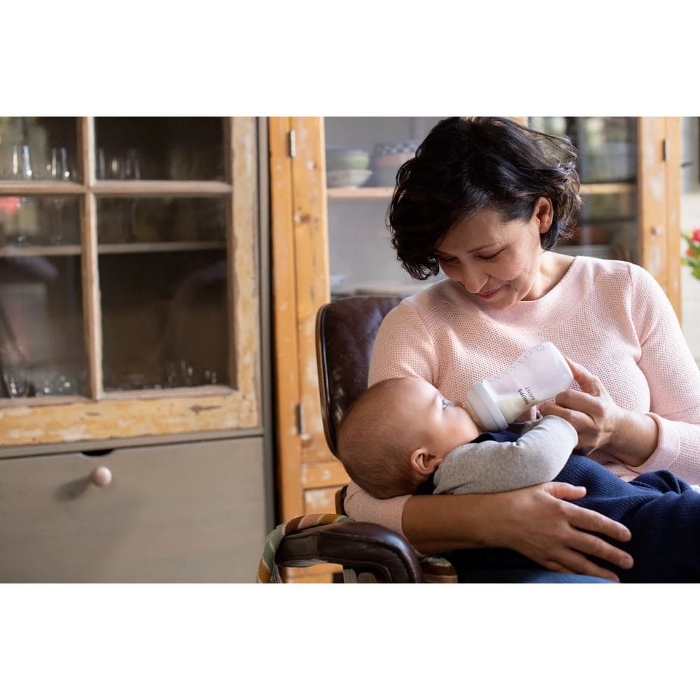 Avent Mamadera Mamadera X2 natural Response 3.0  Flujo medio 260 ml traslucida - Avent SCY903/02