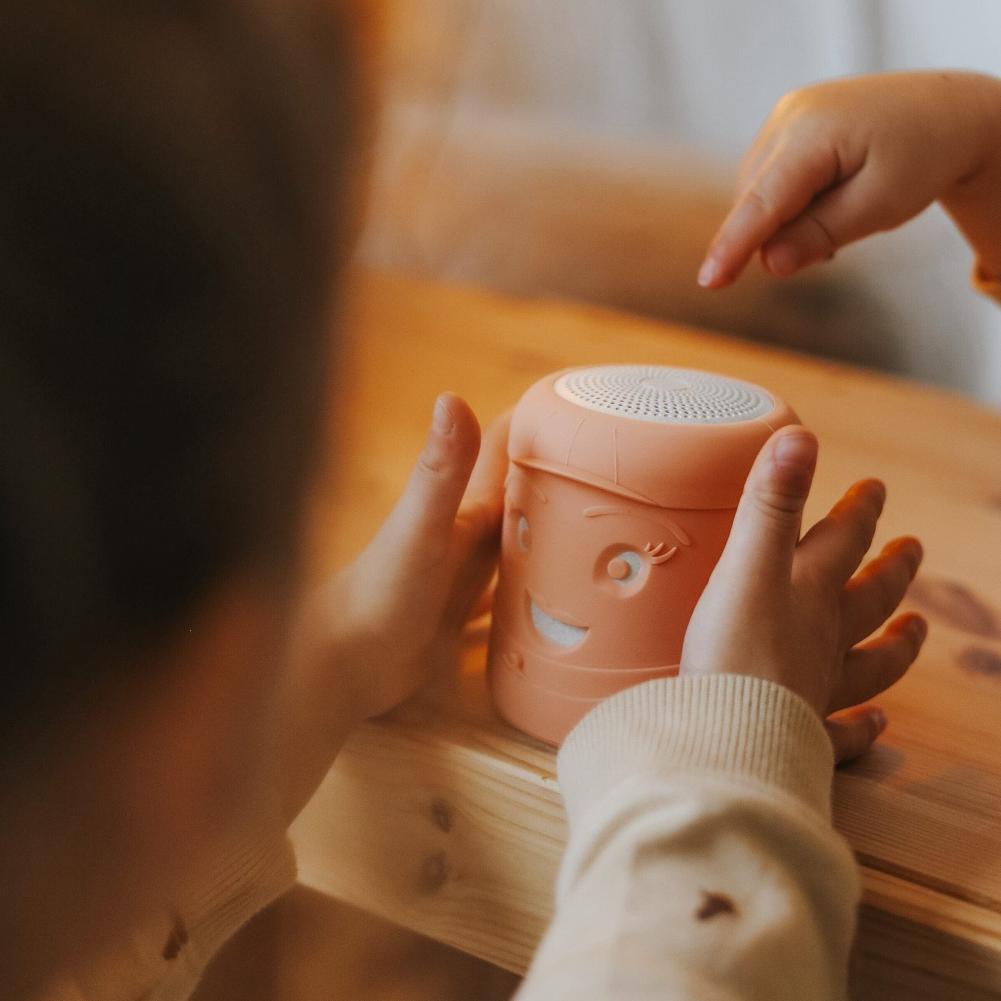 Kidywolf Cuentacuentos Altavoz rosado con forma de mecánica Kidymusic KIDYMUSIC-ME