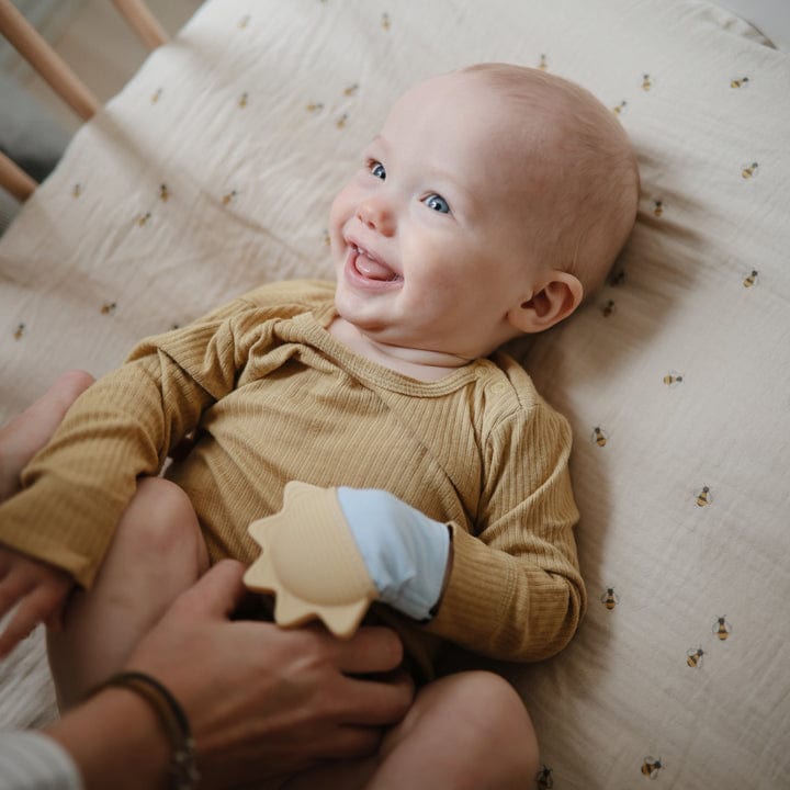 Mushie Mordedores Mitón de dentición Sol - Mushie MU101743