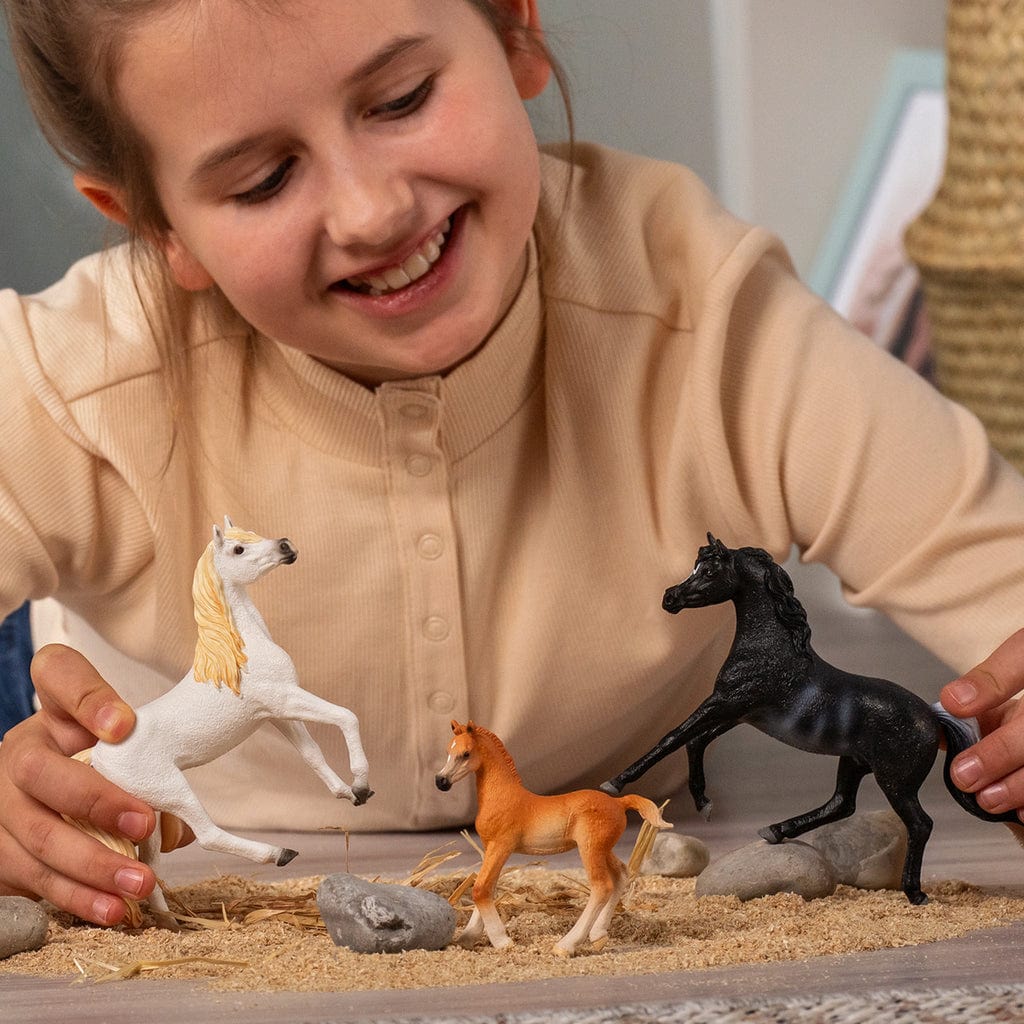 Schleich Animales y Dinosaurios Caballo negro árabe coleccionable - Schleich SCH13981
