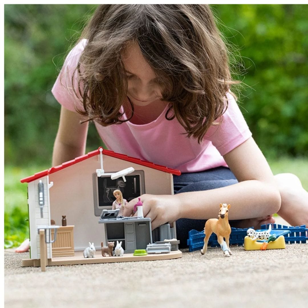 Schleich Animales y Dinosaurios Set consulta de veterinario con mascotas coleccionables - Schleich SCH42502