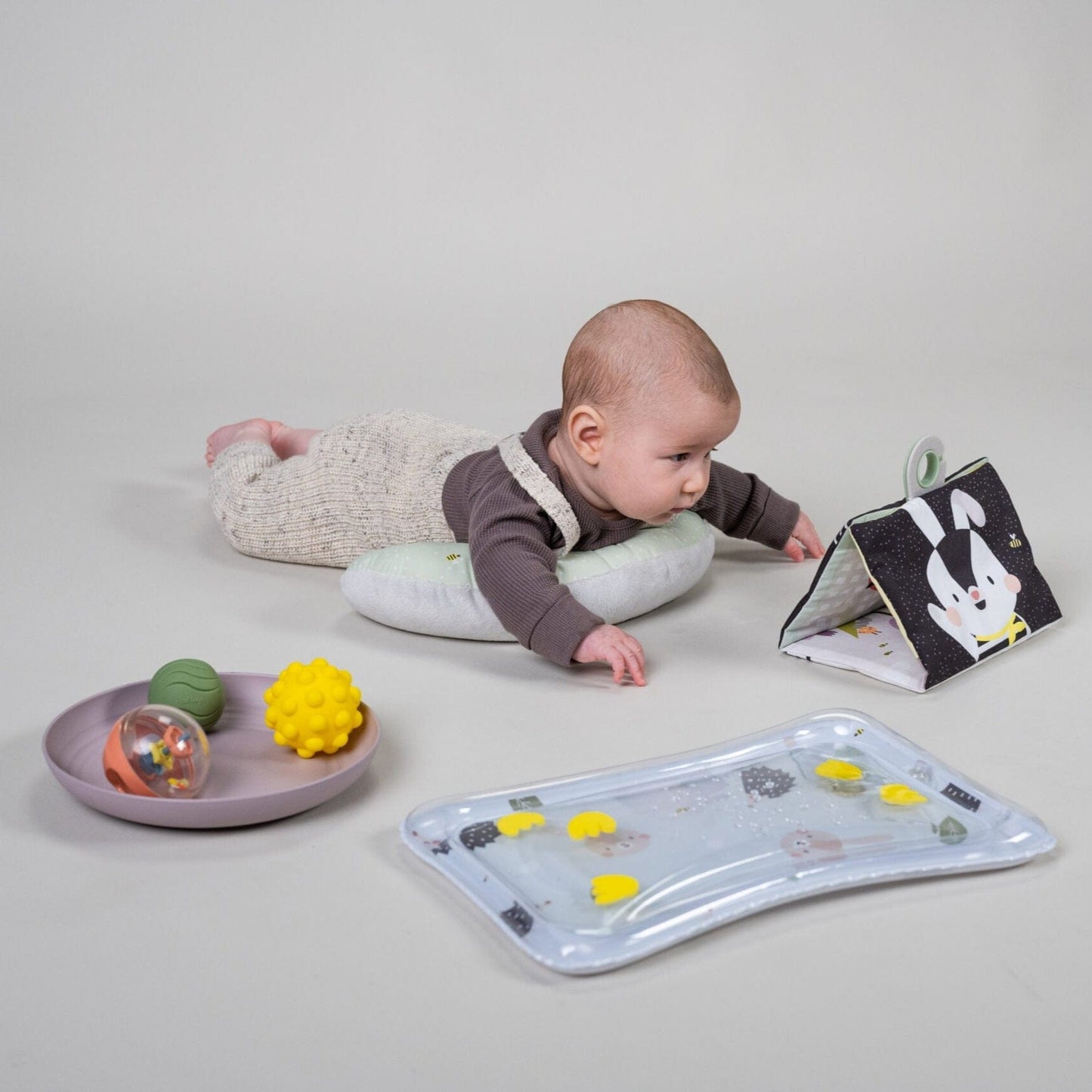 Taf Toys Juguetes de actividades para bebés Kit Esencial para recién Nacido Tummy Time - Taf Toys 13435