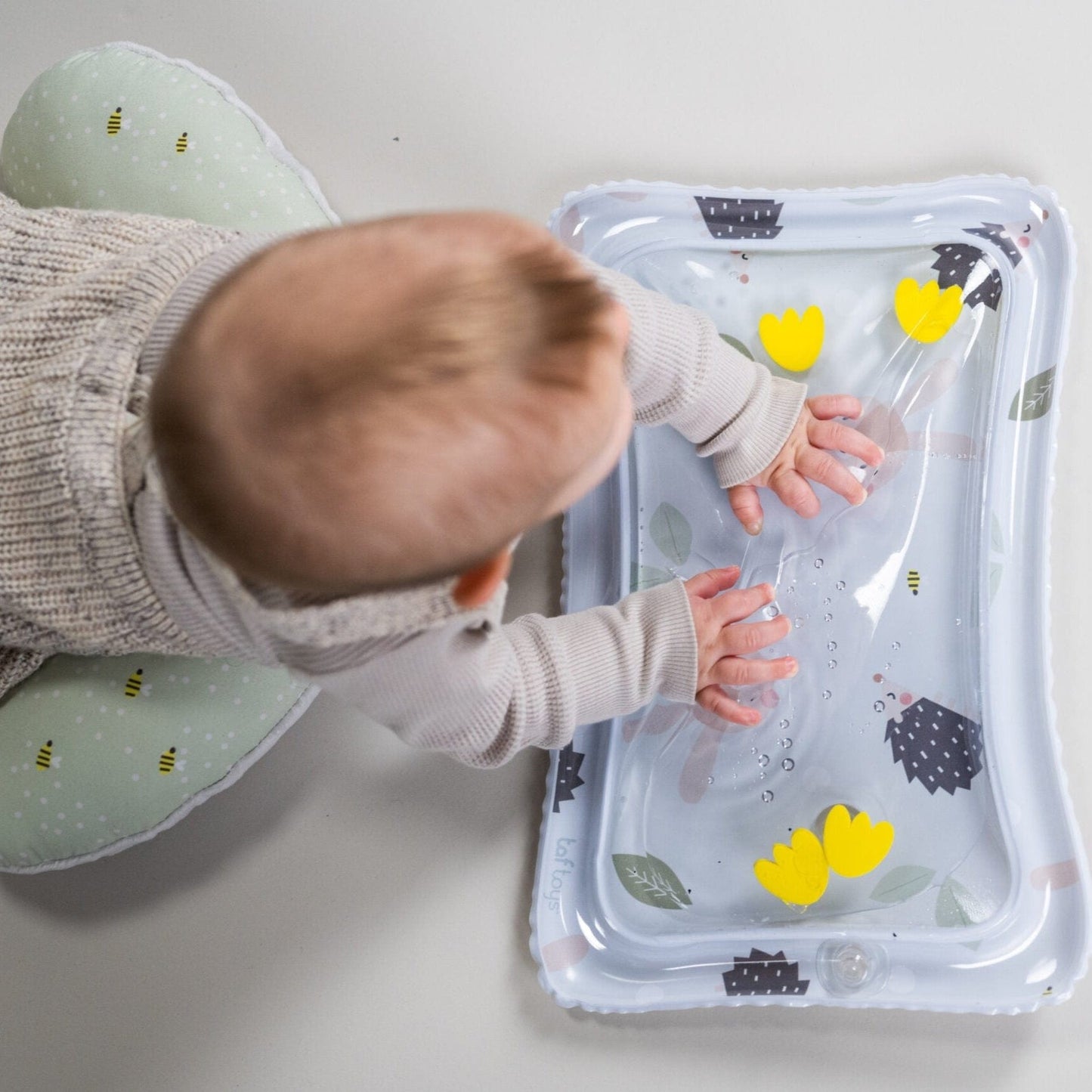 Taf Toys Juguetes de actividades para bebés Kit Esencial para recién Nacido Tummy Time - Taf Toys 13435