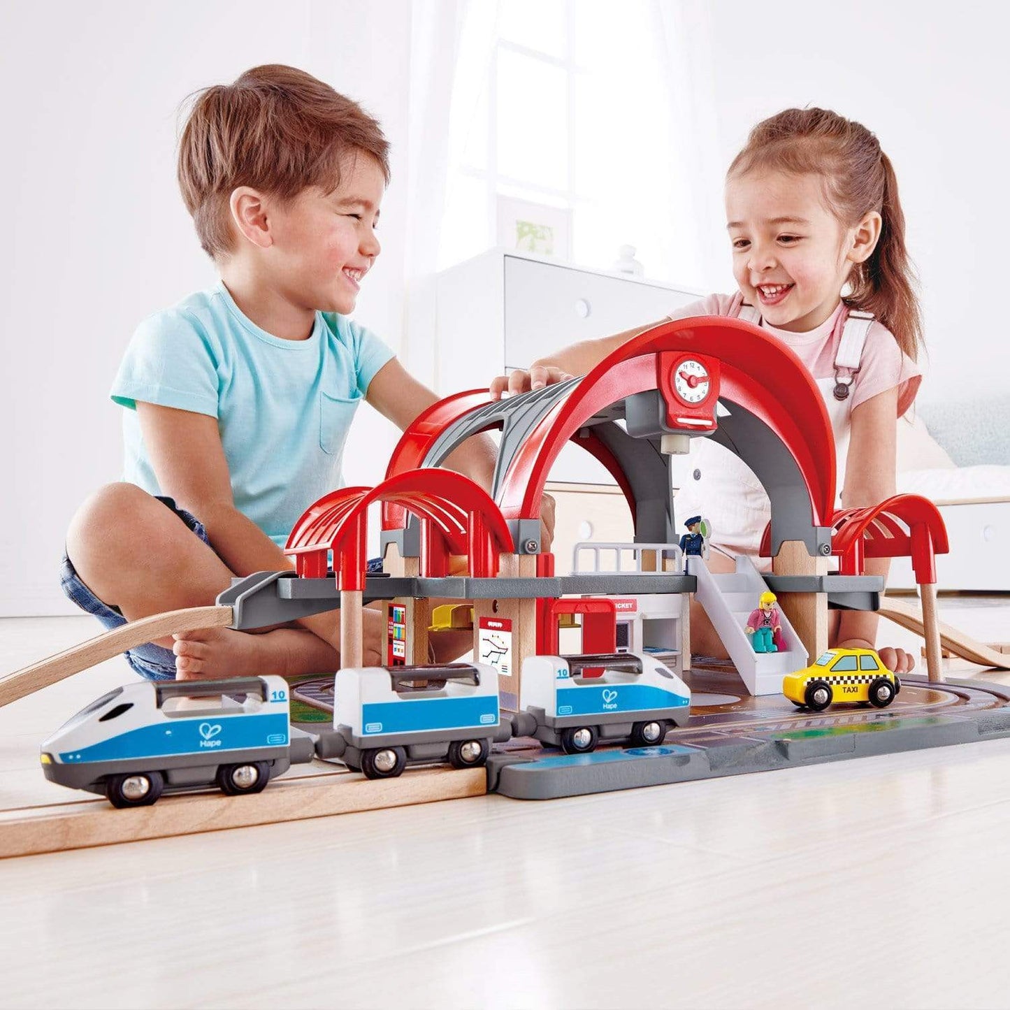 HAPE Juegos de roles +3 Estación Gran Ciudad E3725