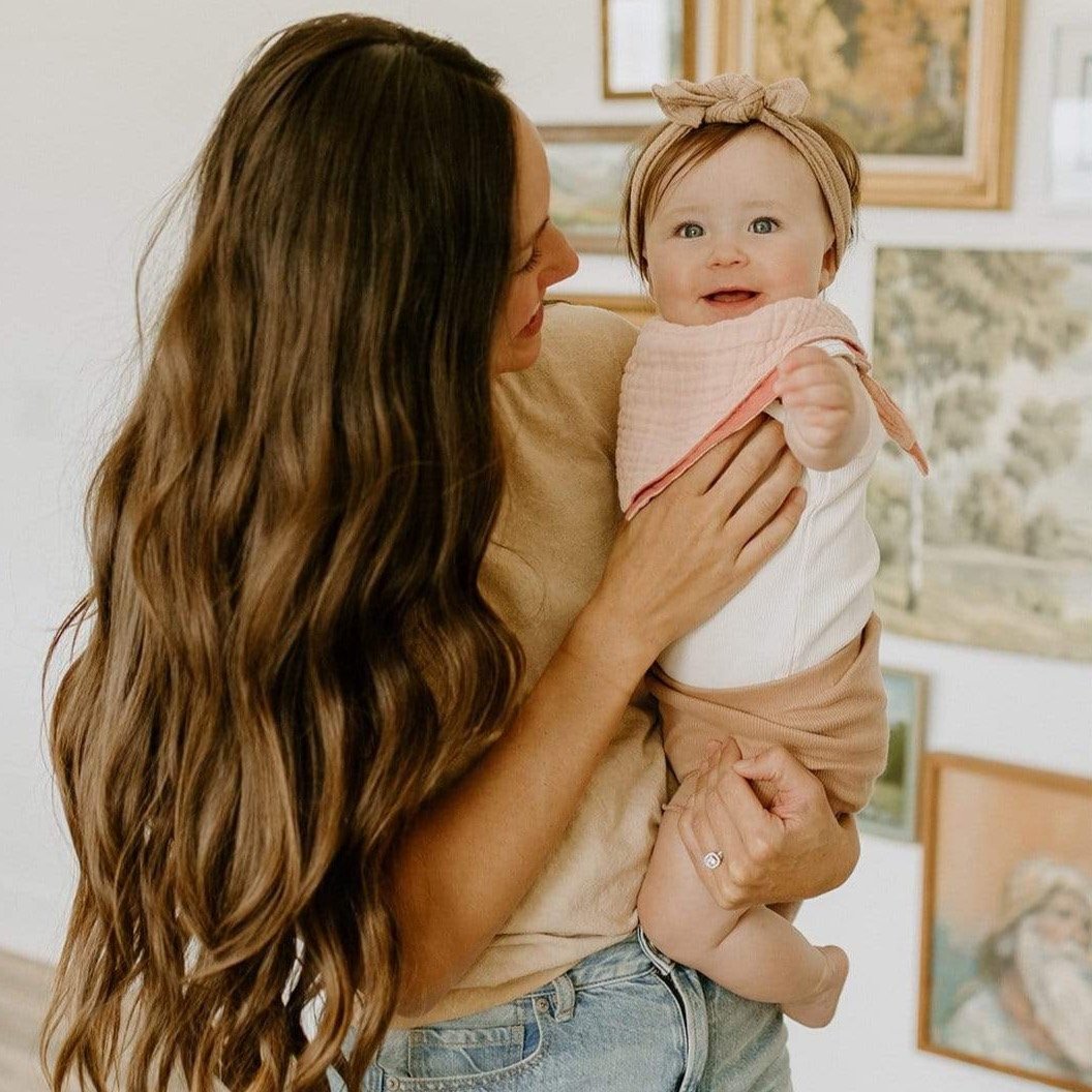 LITTLE UNICORN Accesorios bebé Babero reversible Bandana Muselina - Rose Petal UF0516