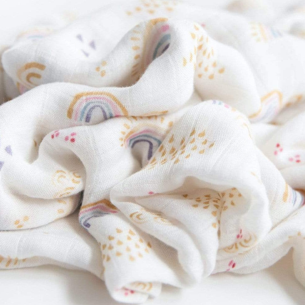 LITTLE UNICORN Accesorios bebé Manta Deluxe Swaddle Muselina - Rainbows & Raindrops UB0539
