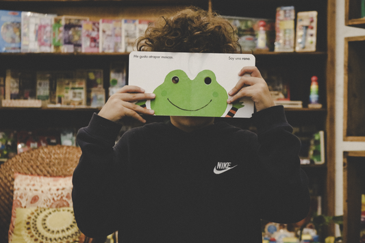 5 tipos de libros para bebés: Para estimular su cerebro y desarrollar un amor por la lectura