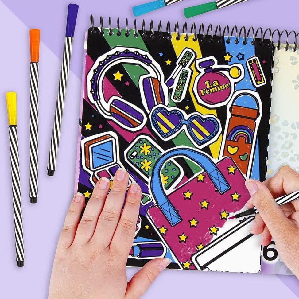 FASHION ANGELS Juegos de roles Cuaderno para Diseñar de Terciopelo con Marcadores FA12828