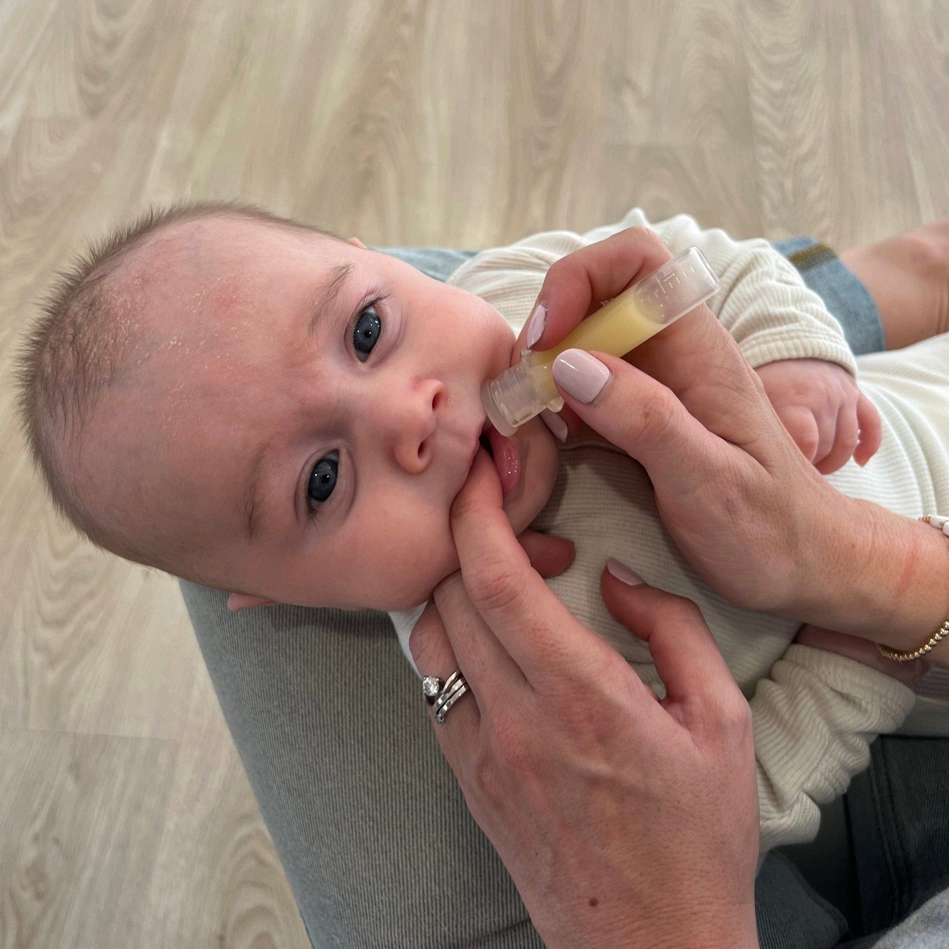 Haakaa Lactancia Materna Recolector y dispensador de calostro pre-esterilizado x1 - Haakaa MHK140