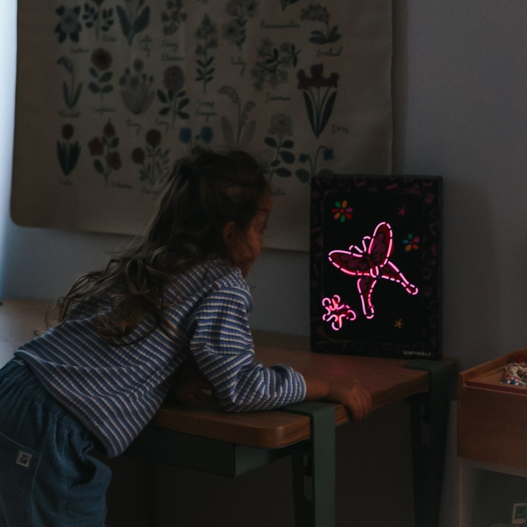 Kidywolf Arte / Manualidades Kidyneon Kit de decoración mural luminosa Érace una vez - Kidywolf KIDYNEON-OUT-PI