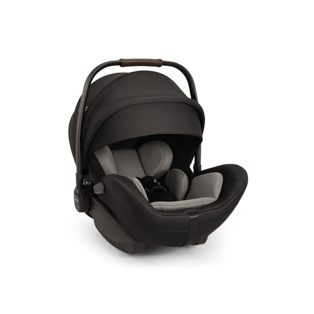 Nuna Alzador Silla de Auto nido Arra Flex Caviar - Nuna NN4020CS20200CVR