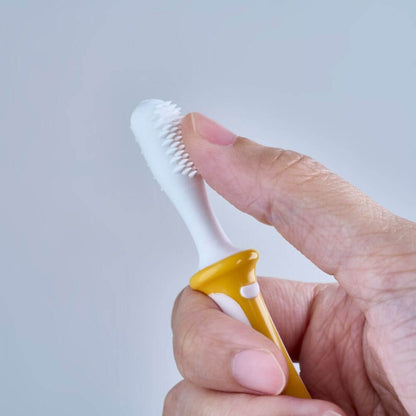 Pigeon Cuidado Personal Cepillo dental de aprendizaje Amarillo Paso 1 - Pigeon 10107