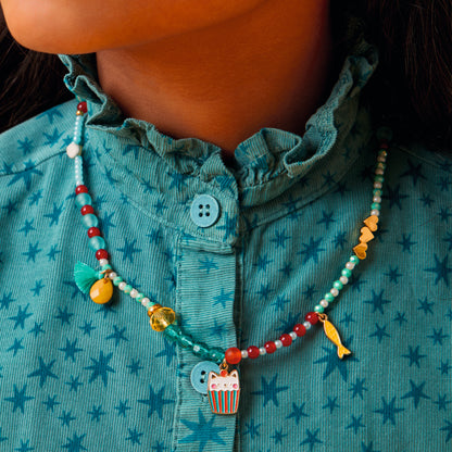 PLUME Arte / Manualidades Collar Mia – Accesorio Infantil con Dijes - Djeco DD05740