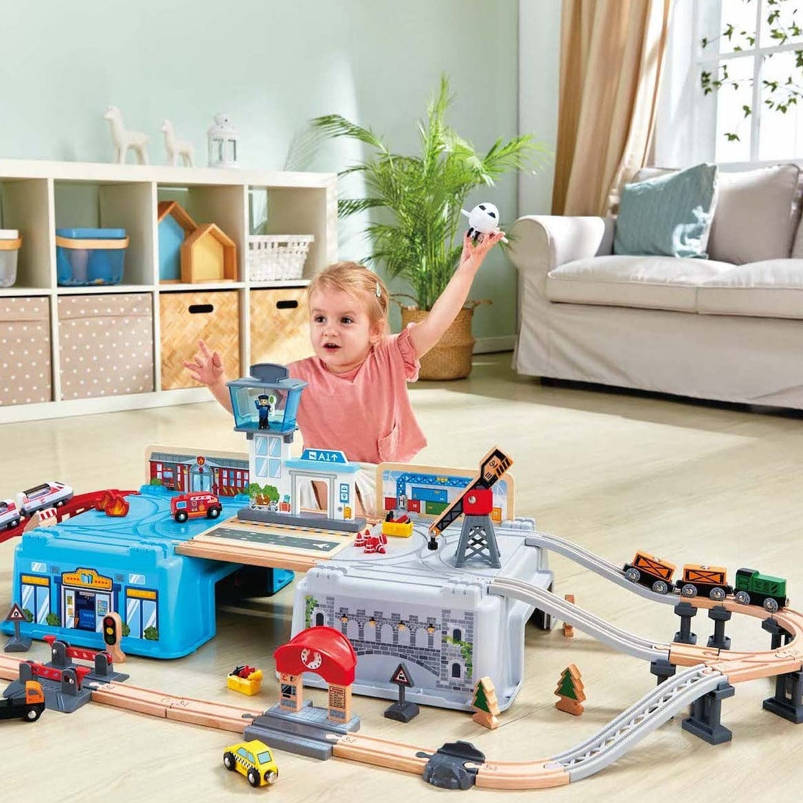 HAPE Destreza y Habilidades Circuito De Tren Mega Metropolis E3773