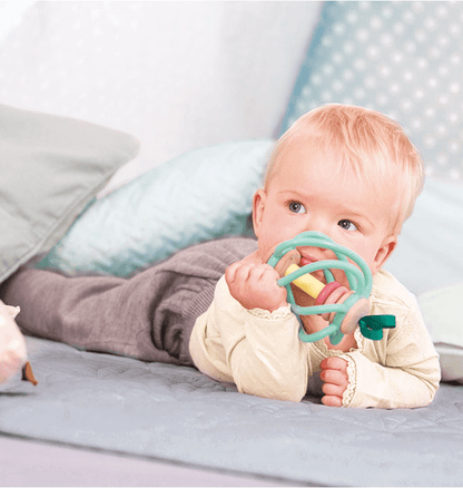 HAPE Mordedores Juego de agarre sonajero manzana E8500