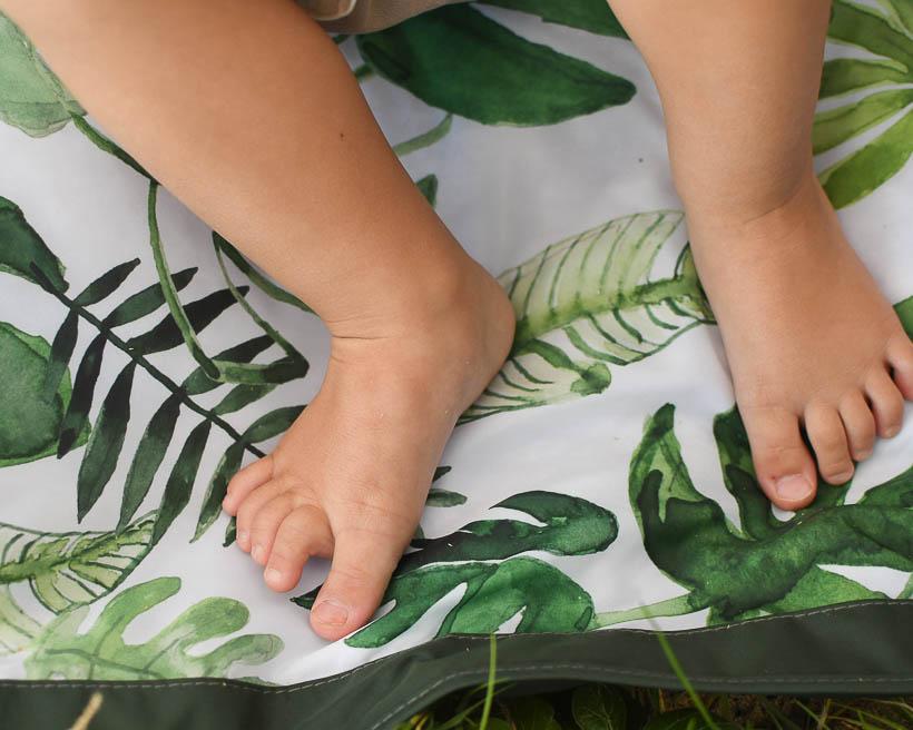 LITTLE UNICORN Accesorios bebé Manta de Picnic 152 x 152 cm - Tropical leaf UB0809