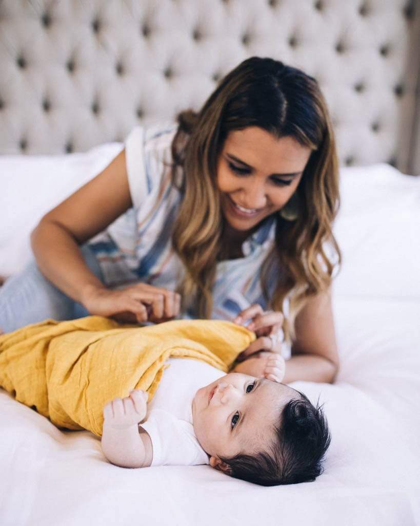 LITTLE UNICORN Accesorios bebé Tuto Swaddle Muselina - Mustard UB01B4